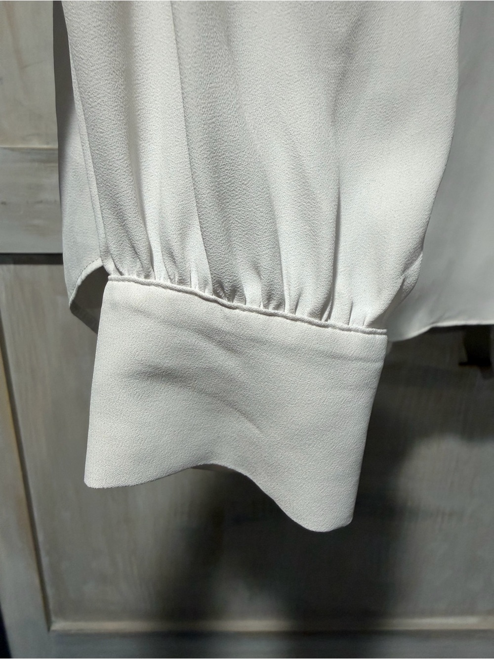 White House Black Market White V-Neck Long Sleeve Blouse - Picture 3 of 5